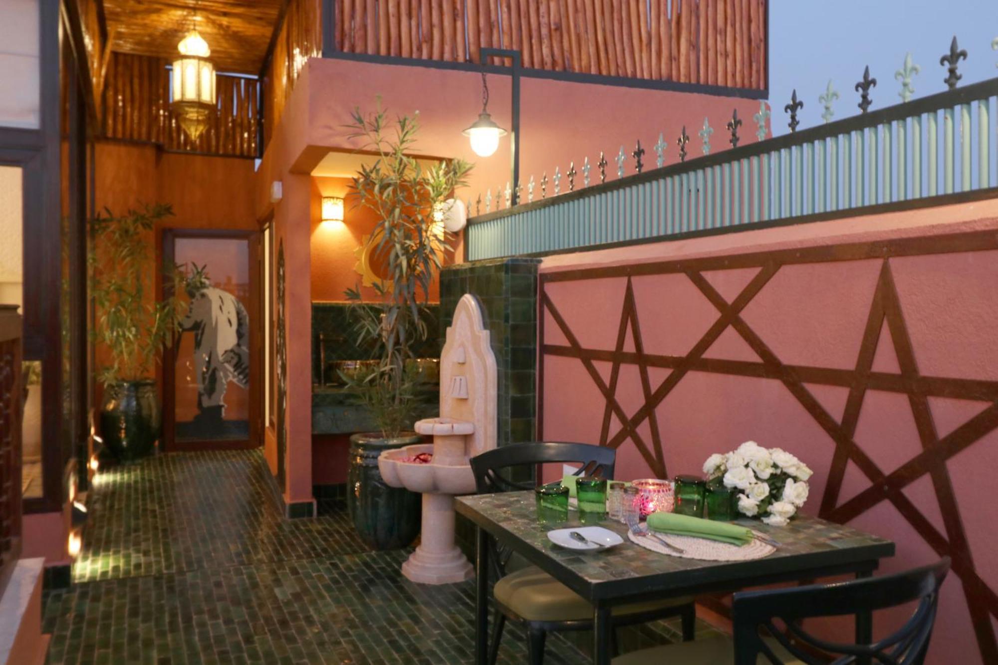 Riad Wazani Square & Spa マラケシュ エクステリア 写真