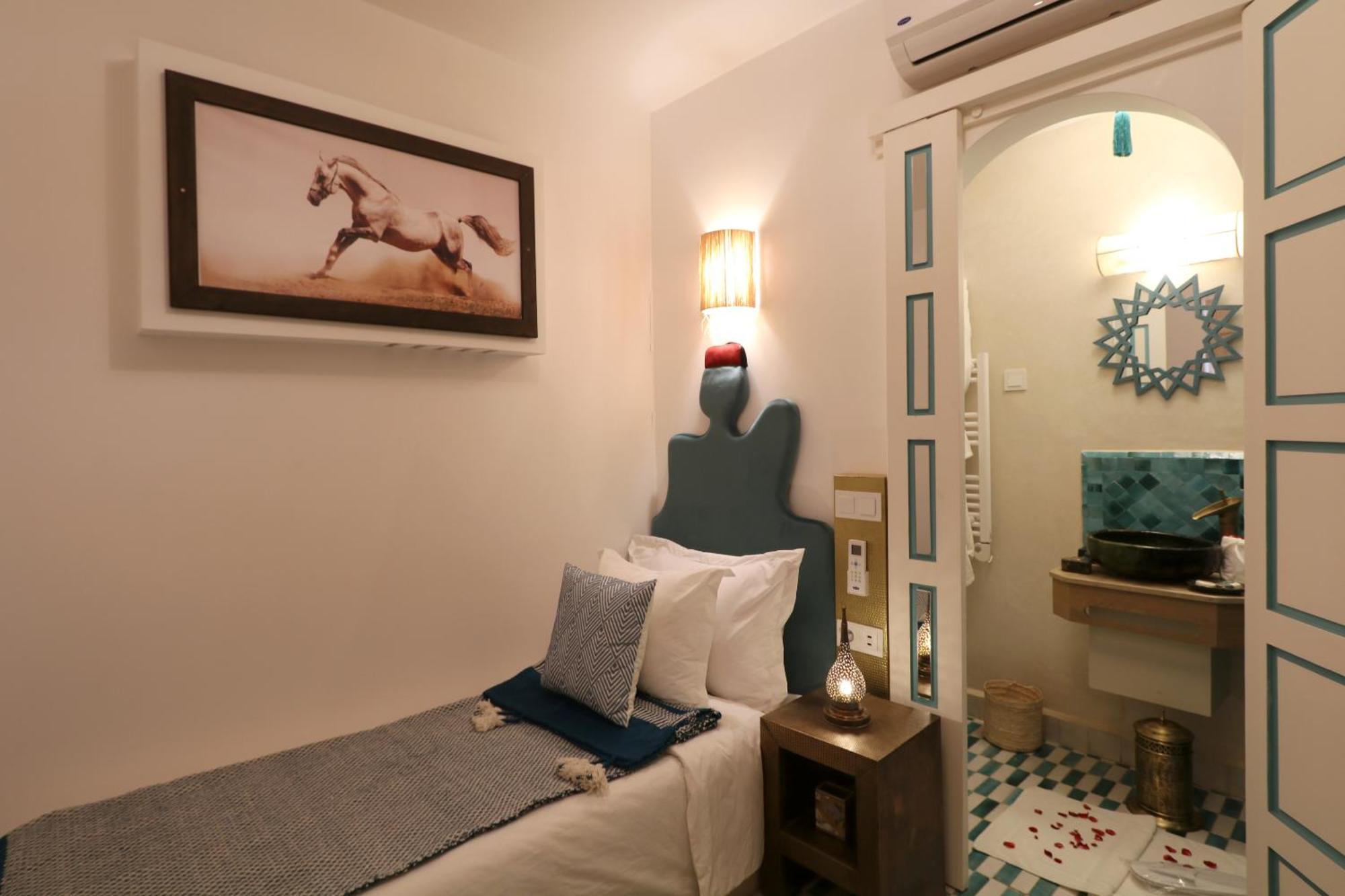 Riad Wazani Square & Spa マラケシュ 部屋 写真